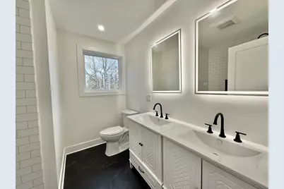 20 Broad St #4, Medway, MA 02053 - Photo 6