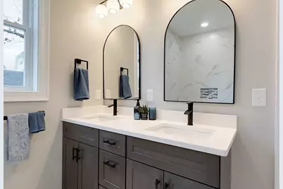 10 Pleasant St, Templeton, MA 01468 - Photo 18