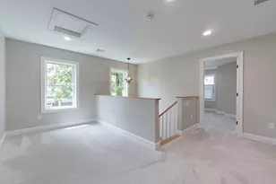 10 Pleasant St, Templeton, MA 01468 - Photo 32