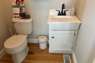 52 Pleasant St, Woburn, MA 01801 - Photo 26