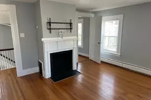 52 Pleasant St, Woburn, MA 01801 - Photo 14