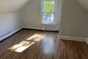 52 Pleasant St, Woburn, MA 01801 - Photo 18