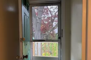 17 Maywood Ln, Woburn, MA 01801 - Photo 8