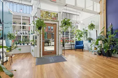 284 High St, Holyoke, MA 01040 - Photo 2