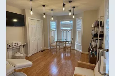 52 Pleasant St, Woburn, MA 01801 - Photo 22