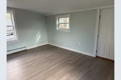 52 Pleasant St, Woburn, MA 01801 - Photo 6