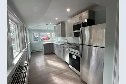 52 Pleasant St, Woburn, MA 01801 - Photo 2