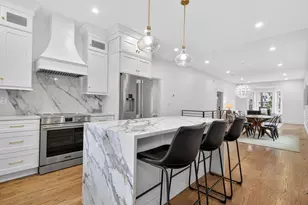 31 Houghton St, Somerville, MA 02143 - Photo 1