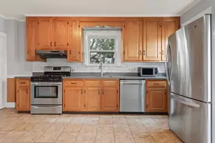 169 George St, Medford, MA 02155 - Photo 6