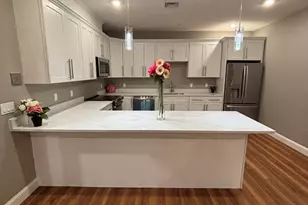 13 Nahant St, Lynn, MA 01902 - Photo 4