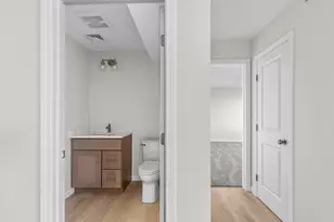 393 Court St, Plymouth, MA 02360 - Photo 14