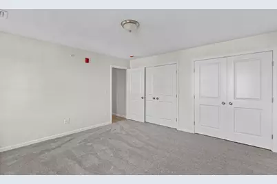 393 Court St #7, Plymouth, MA 02360 - Photo 20