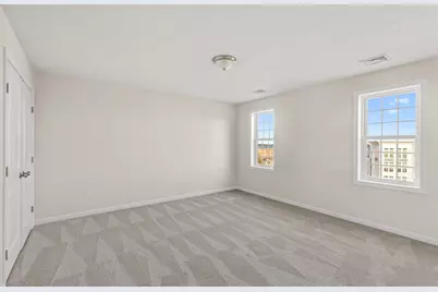 393 Court St #7, Plymouth, MA 02360 - Photo 16