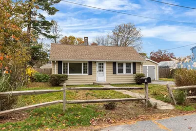 18 Colby St, Rockland, MA 02370 - Photo 2