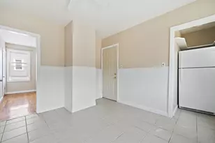 7 Tolman St, Boston, MA 02122 - Photo 10