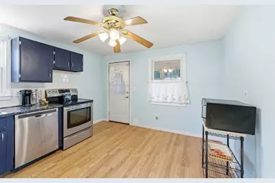 24 Maverick Dr, Mansfield, MA 02048 - Photo 6