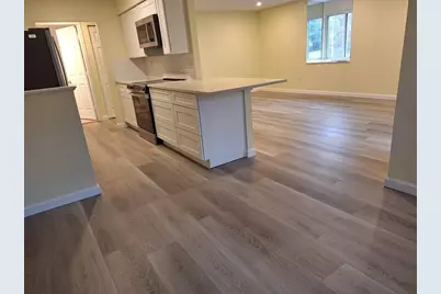 10 Beals Cove Rd #C, Hingham, MA 02043 - Photo 2