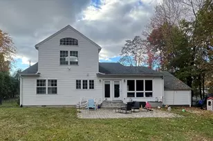 43 Birchland Ave, Springfield, MA 01109 - Photo 18