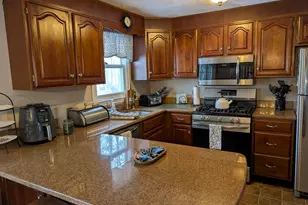 251 Wellman Ave, Chelmsford, MA 01863 - Photo 8