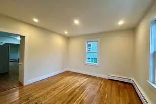 354 University Ave, Lowell, MA 01854 - Photo 6