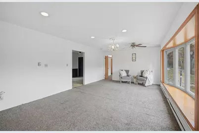 723 Florence Rd, Northampton, MA 01062 - Photo 10