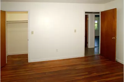 7 Howard St, Milford, MA 01757 - Photo 16