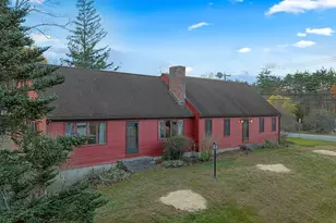 4 Pickett Ln, Greenfield, MA 01301 - Photo 2