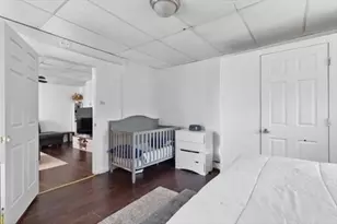 24 Adams St, Springfield, MA 01105 - Photo 4