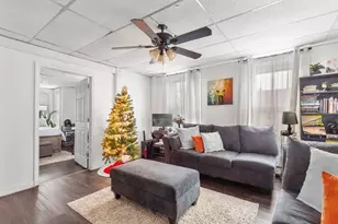 24 Adams St, Springfield, MA 01105 - Photo 2