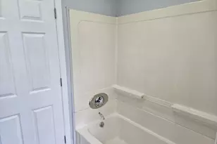 90 Quequechan St, Fall River, MA 02723 - Photo 14