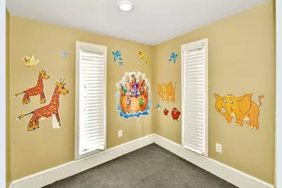 105 Pleasant St, Brockton, MA 02301 - Photo 16