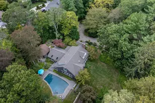 16 Vine St, Marion, MA 02738 - Photo 8