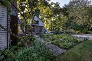 16 Vine St, Marion, MA 02738 - Photo 14