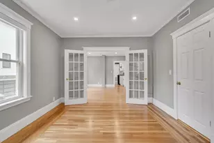 701 Hammond St, Brookline, MA 02467 - Photo 2