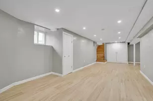 701 Hammond St, Brookline, MA 02467 - Photo 20