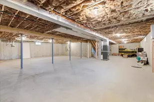 7 Venus Wy, Pelham, NH 03076 - Photo 6