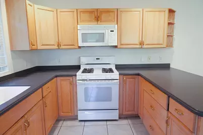 145 Captain Eames Cir #145, Ashland, MA 01721 - Photo 6