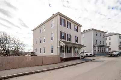 18 Gage St #1, Worcester, MA 01605 - Photo 2