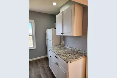 146 Middlesex #3, Fall River, MA 02720 - Photo 2