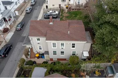 89 Oak St, Fall River, MA 02720 - Photo 2