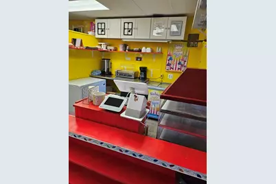 160 Lynn Street, Peabody, MA 01960 - Photo 16