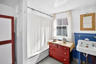 37 Pearl St, Provincetown, MA 02657 - Photo 8