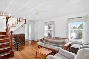 37 Pearl St, Provincetown, MA 02657 - Photo 4