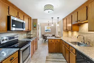 1100 Salem St, Peabody, MA 01940 - Photo 14