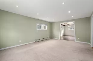 960 Shirley St, Winthrop, MA 02152 - Photo 4