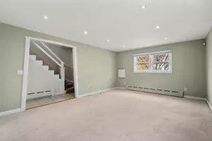 960 Shirley St, Winthrop, MA 02152 - Photo 6