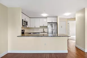 11 Church St, Salem, MA 01970 - Photo 10