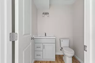 393 Court St, Plymouth, MA 02360 - Photo 14