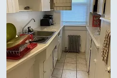 28 Gershom Ave #1, Lowell, MA 01854 - Photo 2