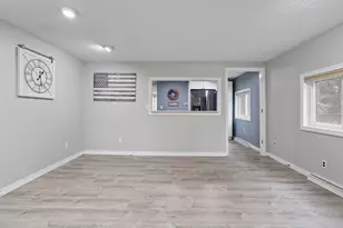 16 Middlesex St, Chelmsford, MA 01863 - Photo 4